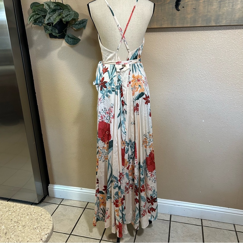 NWOT Lulus Still The One Cream Floral Satin Maxi Dress - Picture 4 of 10